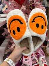 Load image into Gallery viewer, CT Custom Slippers