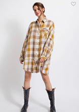 Load image into Gallery viewer, Khaki Plaid Top