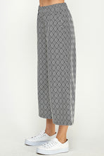 Load image into Gallery viewer, Black and White Herringbone Set