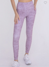 Load image into Gallery viewer, Faded Leopard Print Leggings