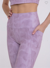Load image into Gallery viewer, Faded Leopard Print Leggings