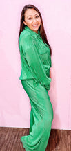 Load image into Gallery viewer, Kelly Green Pleated Set