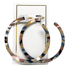 Load image into Gallery viewer, Holly Desert Camo Mega Linny Hoops
