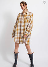 Load image into Gallery viewer, Khaki Plaid Top
