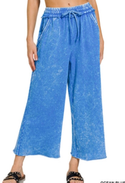 Zenana Cropped Pants